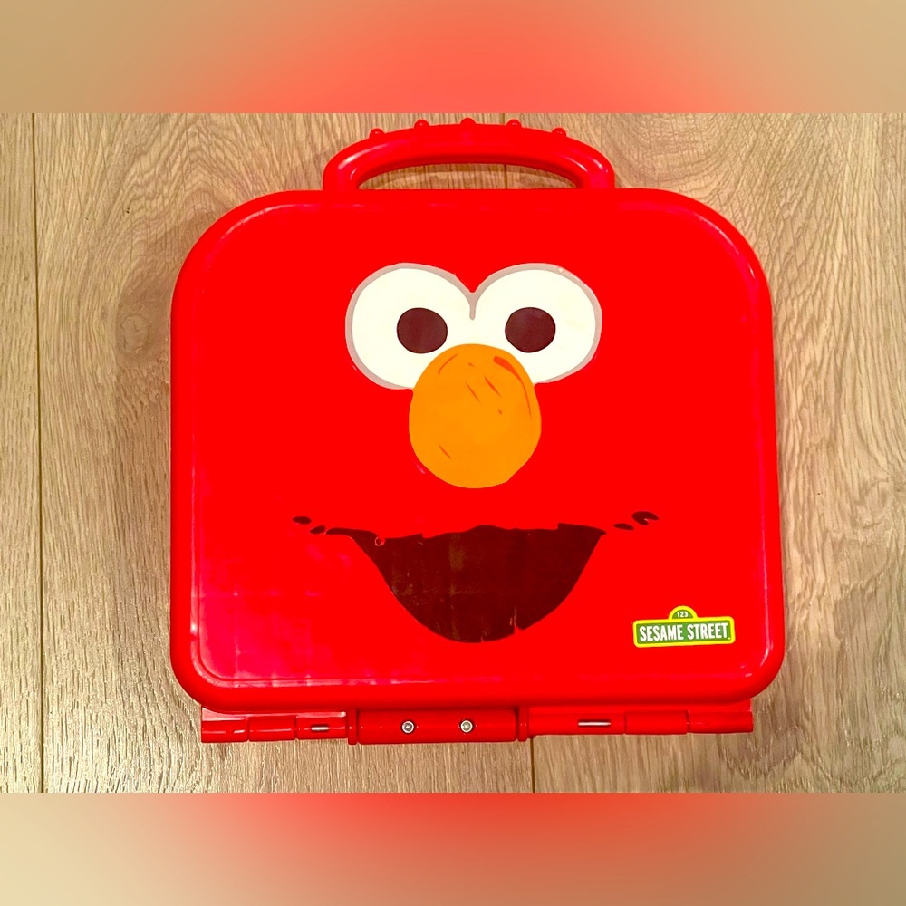 Sesame Street Elmo’s On The Go Letters